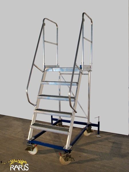 PLATFORME MOBILE DIN ALUMINIU CU BAZA DIN OTEL, PANTA 60 GRADE